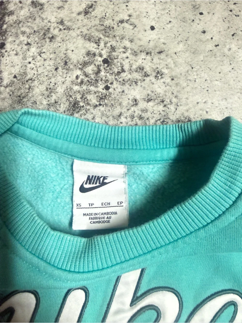 Nike Women's Teal Cropped Sweatshirt